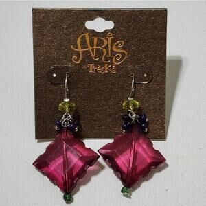 TRreska Magenta funky chandelier earrings new!!!
